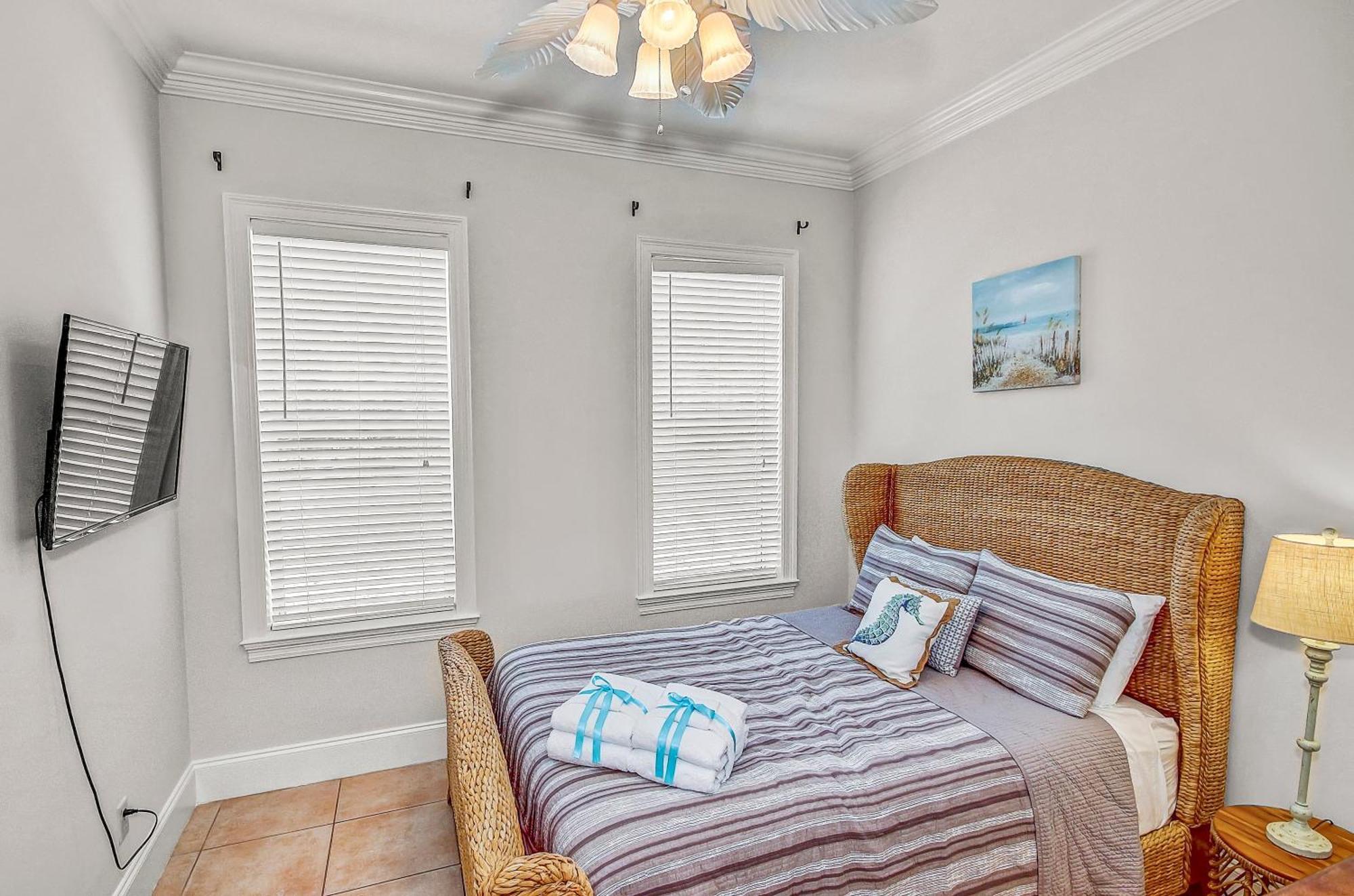 136 La Valencia Cir - At Peace Holiday home